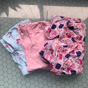 Lot of 3 pajama sets size 2t